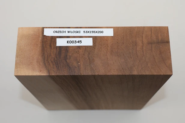 Orzech włoski Walnut drewno do toczenia kantówka wood for turning Timber