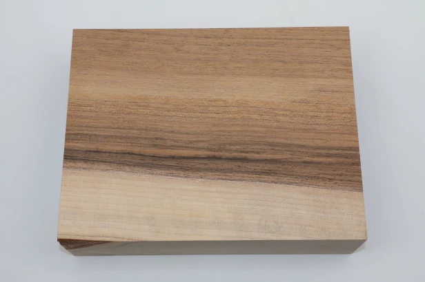 Orzech włoski Walnut drewno do toczenia kantówka wood for turning Timber