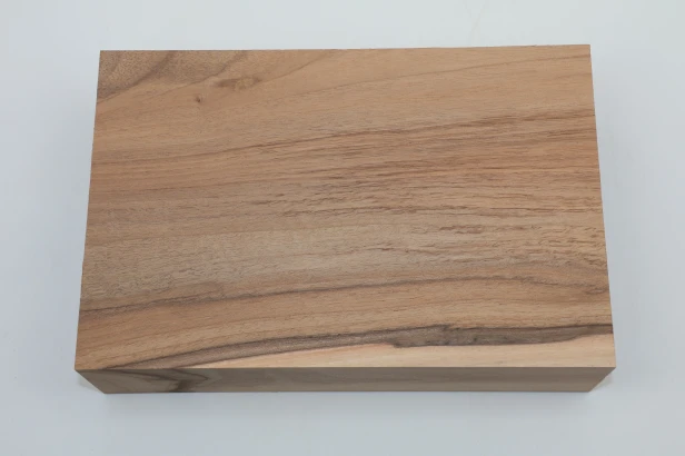 Orzech włoski Walnut drewno do toczenia kantówka wood for turning Timber
