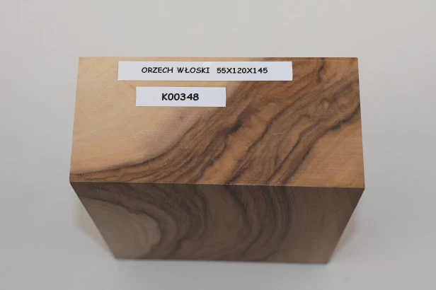 Orzech włoski Walnut drewno do toczenia kantówka wood for turning Timber