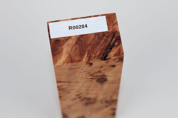 Topola czeczot jasny czerwony stabilizowana drewno na rękojeść noża