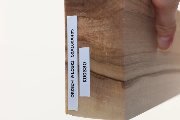 Orzech włoski Walnut drewno do toczenia kantówka wood for turning Timber