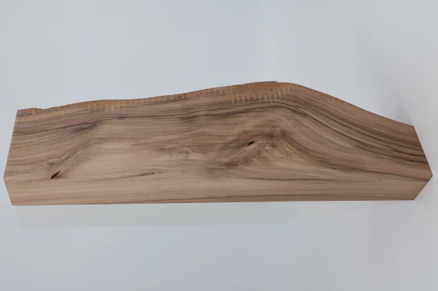 Orzech włoski Walnut drewno do toczenia kantówka wood for turning Timber