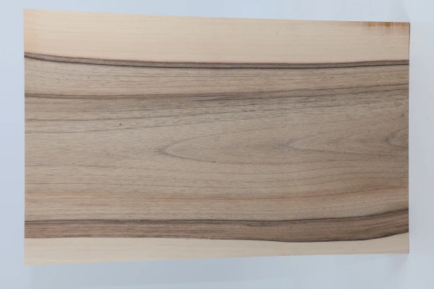 Orzech włoski Walnut drewno do toczenia kantówka wood for turning Timber