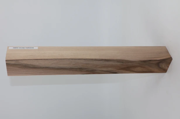 Orzech włoski Walnut drewno do toczenia kantówka kwadrat wood for turning Square Timber