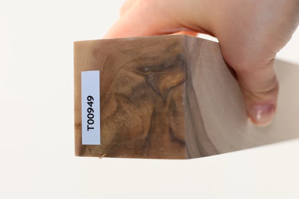 Orzech włoski Walnut drewno do toczenia kantówka kwadrat wood for turning Square Timber