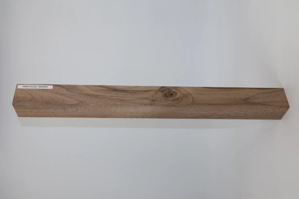 Orzech włoski Walnut drewno do toczenia kantówka kwadrat wood for turning Square Timber