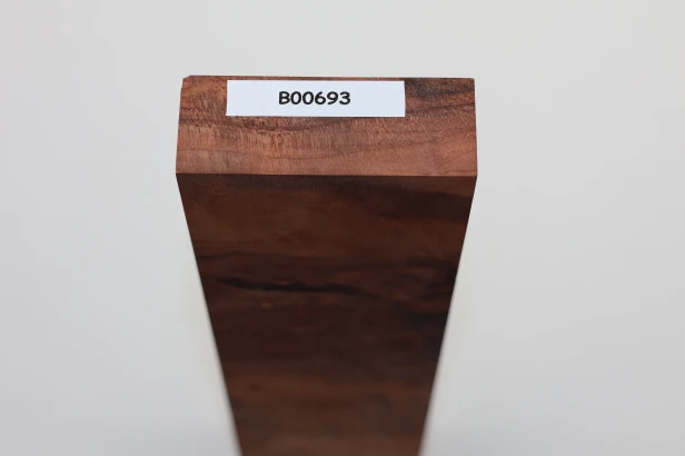 Sekwoja czeczot Sequoia Redwood Burl stabilizowane drewno na biżuterię stabilized wood for jewelry
