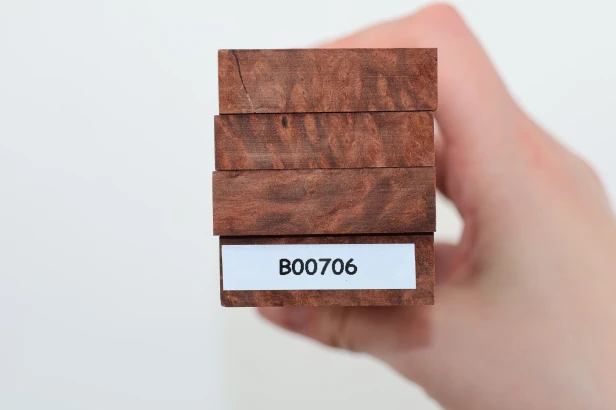 Sekwoja czeczot Sequoia Redwood Burl stabilizowane drewno na biżuterię stabilized wood for jewelry
