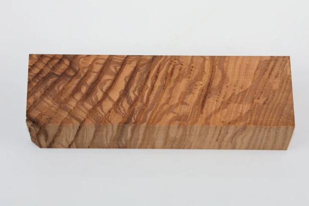 Jesion Rdzeniowy Oliwkowy Olive Heartwood Ash X-CUT drewno na rękojeść noża wood for knife