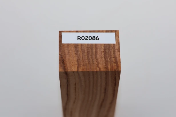 Jesion Rdzeniowy Oliwkowy Olive Heartwood Ash drewno na rękojeść noża wood for knife