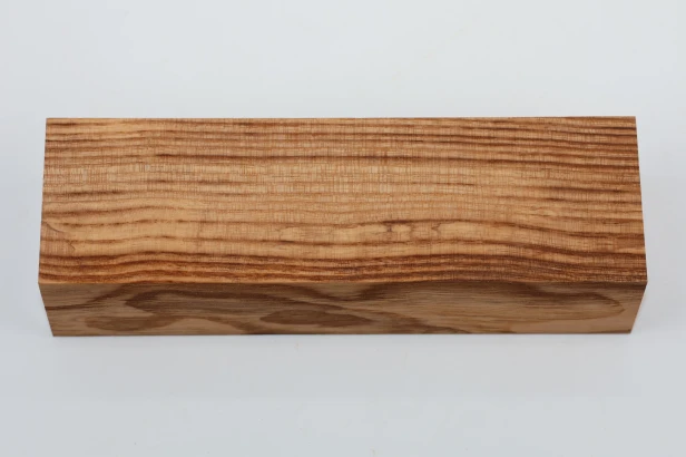 Jesion Rdzeniowy Oliwkowy Olive Heartwood Ash drewno na rękojeść noża wood for knife