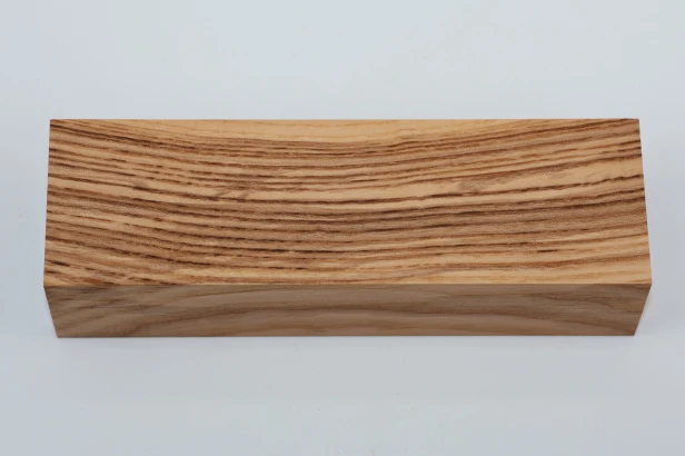 Jesion Rdzeniowy Oliwkowy Olive Heartwood Ash drewno na rękojeść noża wood for knife