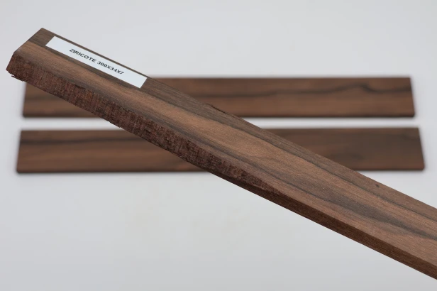 Ziricote listwa drewniana wooden strip
