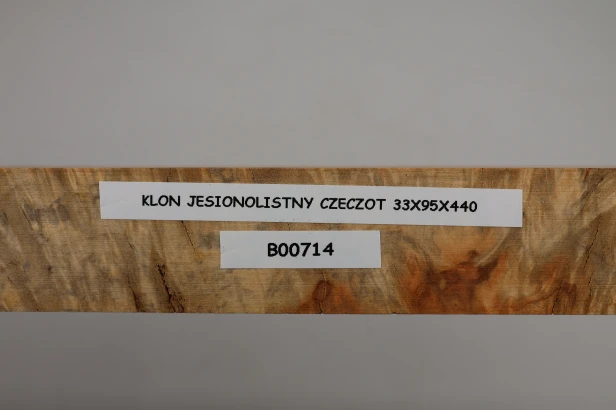 Klon jesionolistny czeczot Ash-leaf Maple Burl drewno na biżuterię wood for jewelry