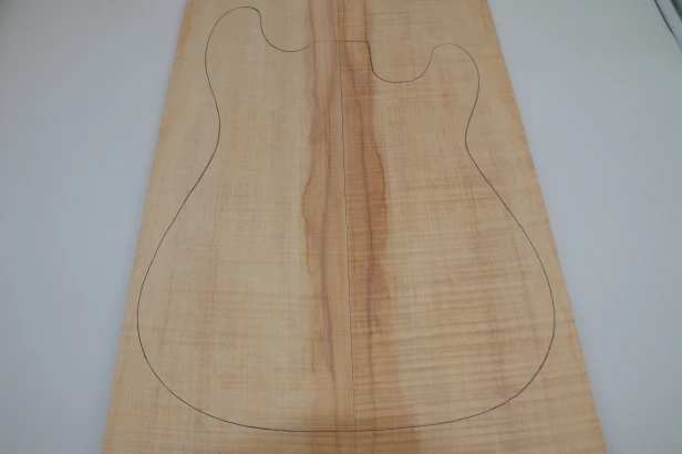 Klon Fala Spalted Maple Flame drewniany top na gitarę guitar top