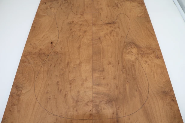 Klon pieczony czeczot Burl Baked Maple drewniany top na gitarę guitar top