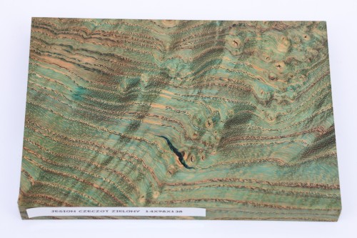 Jesion czeczot Burl Ash zielone stabilizowane drewno na biżuterię green stabilized wood for jewelry