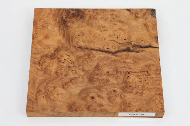 Jesion czeczot Burl Ash jasnobrązowe stabilizowane drewno na biżuterię light brown stabilized wood for jewelry