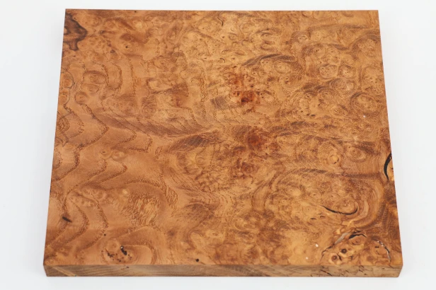 Jesion czeczot Burl Ash jasnobrązowe stabilizowane drewno na biżuterię light brown stabilized wood for jewelry