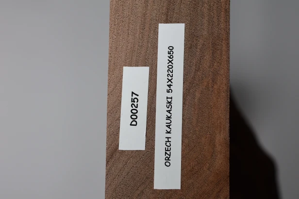 Orzech Kaukaski Caucasian Walnut deska drewniana wooden board