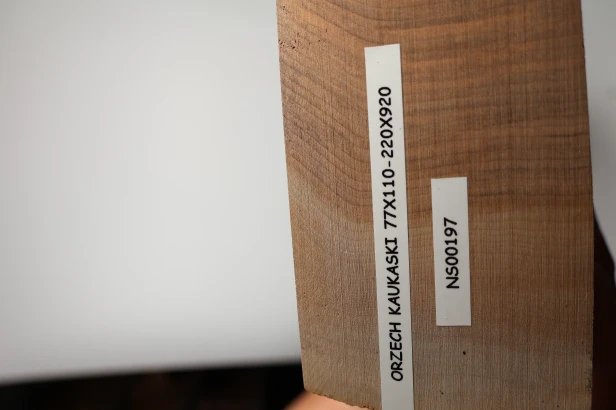 Orzech Kaukaski Caucasian Walnut