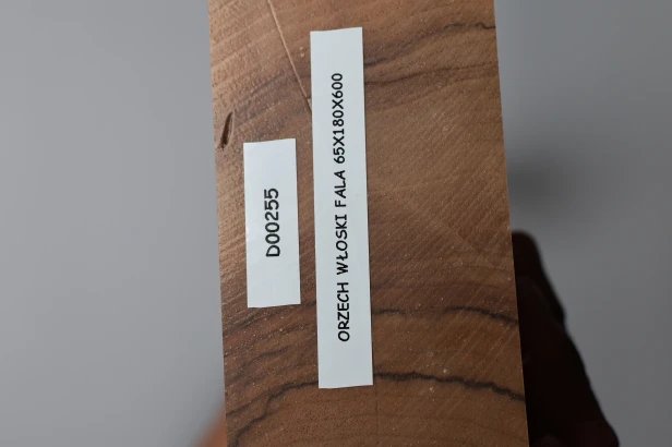 Orzech włoski Fala Flame Walnut deska drewniana wooden board