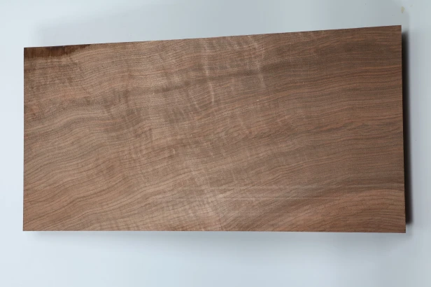 Orzech Kaukaski Fala Flame Caucasian Walnut deska drewniana drewno na kolby broń wooden board wood for gunstocks