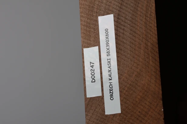 Orzech Kaukaski Caucasian Walnut deska drewniana drewno na kolby broń wooden board wood for gunstocks