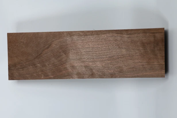 Orzech Kaukaski Fala Flame Caucasian Walnut drewno do toczenia kantówka drewno na kolby broń wood for turning Timber wood for gunstocks
