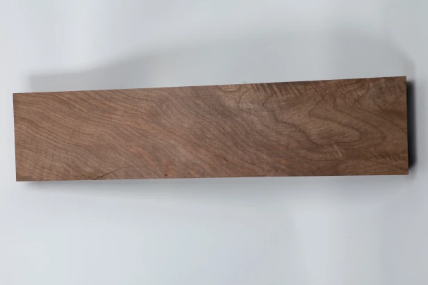 Orzech Kaukaski Fala Flame Caucasian Walnut drewno do toczenia kantówka drewno na kolby broń wood for turning Timber wood for gunstocks