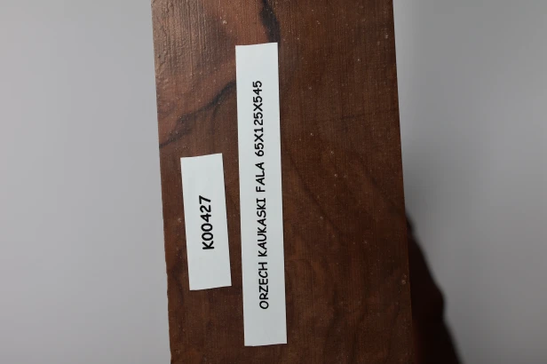 Orzech Kaukaski Fala Flame Caucasian Walnut drewno do toczenia kantówka drewno na kolby broń wood for turning Timber wood for gunstocks