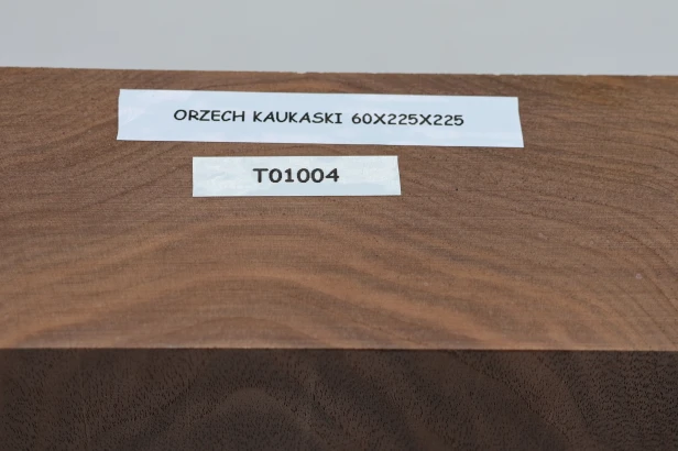 Orzech Kaukaski Caucasian Walnut drewno do toczenia wood for turning