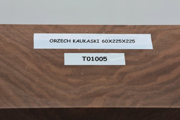 Orzech Kaukaski Caucasian Walnut drewno do toczenia wood for turning
