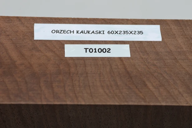 Orzech Kaukaski Caucasian Walnut drewno do toczenia wood for turning