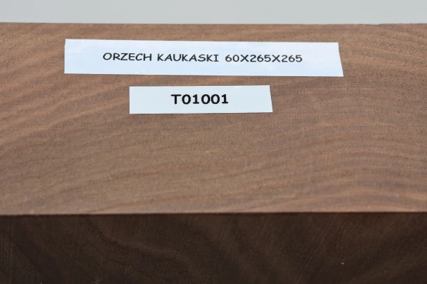 Orzech Kaukaski Caucasian Walnut drewno do toczenia wood for turning
