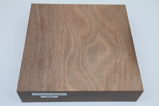 Orzech Kaukaski Caucasian Walnut drewno do toczenia wood for turning