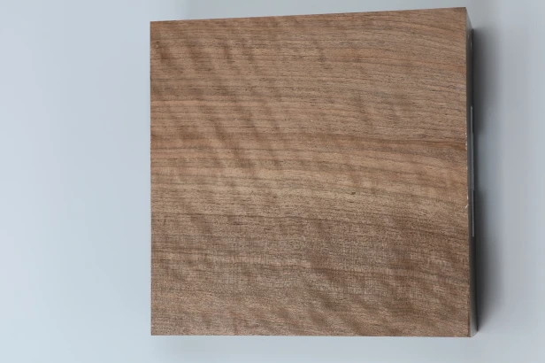 Orzech Kaukaski Fala Flame Caucasian Walnut drewno do toczenia wood for turning