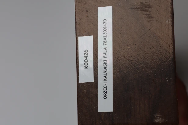 Orzech Kaukaski Fala Flame Caucasian Walnut drewno do toczenia kantówka drewno na kolby broń wood for turning Timber wood for gunstocks