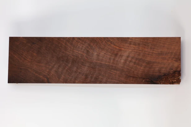 Orzech Kaukaski Fala Flame Caucasian Walnut drewno do toczenia kantówka drewno na kolby broń wood for turning Timber wood for gunstocks