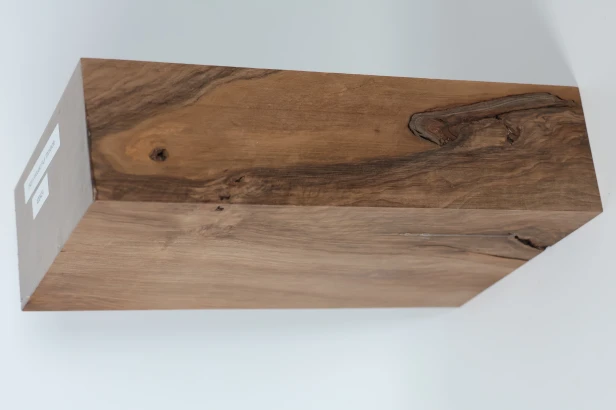 Orzech Kaukaski Fala Flame Caucasian Walnut drewno do toczenia kantówka wood for turning Timber