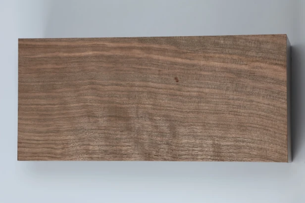 Orzech Kaukaski Fala Flame Caucasian Walnut drewno do toczenia kantówka wood for turning Timber