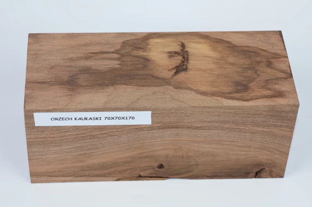 Orzech Kaukaski Caucasian Walnut drewno do toczenia kantówka kwadrat wood for turning Square Timber