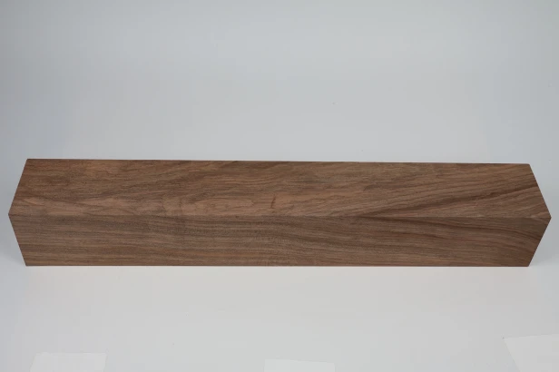 Orzech Kaukaski Caucasian Walnut drewno do toczenia kantówka kwadrat wood for turning Square Timber