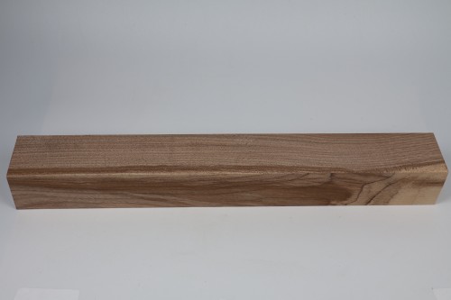 Orzech Kaukaski Caucasian Walnut drewno do toczenia kantówka wood for turning Timber