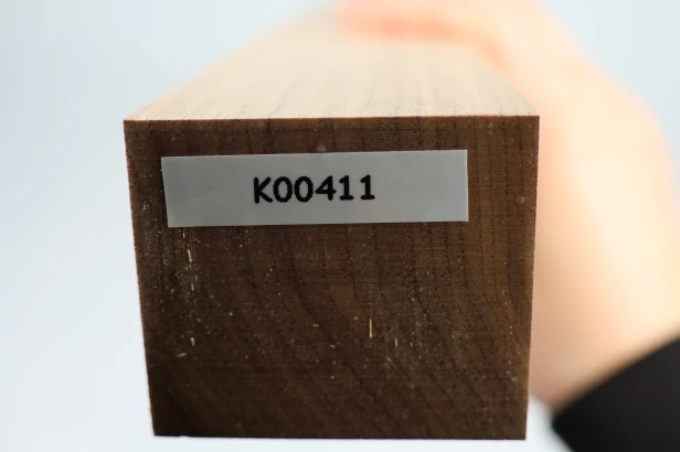 Orzech Kaukaski Caucasian Walnut drewno do toczenia kantówka wood for turning Timber