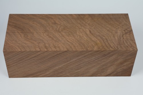 Orzech Kaukaski Caucasian Walnut drewno do toczenia kantówka wood for turning Timber