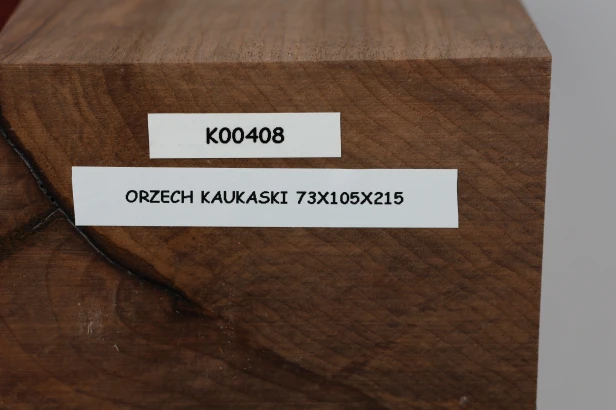 Orzech Kaukaski Caucasian Walnut drewno do toczenia kantówka wood for turning Timber