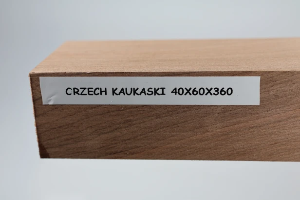 Orzech Kaukaski Caucasian Walnut drewno do toczenia kantówka wood for turning Timber