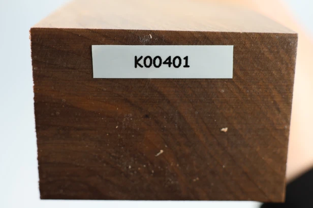 Orzech Kaukaski Caucasian Walnut drewno do toczenia kantówka wood for turning Timber
